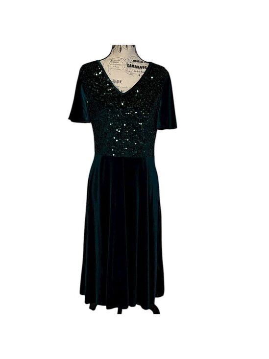 BridesMay Dresses & Skirts - Elegant Green Velvet Dress Sequin Flutter Sleeves Size L
